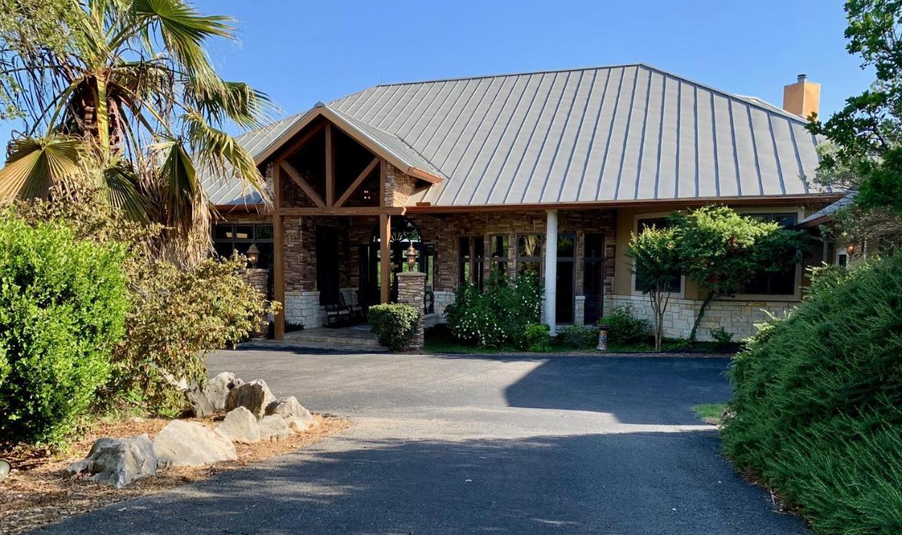Scenic Hill Country Retreat - Rhino Ranch Villa New Braunfels Kültér fotó