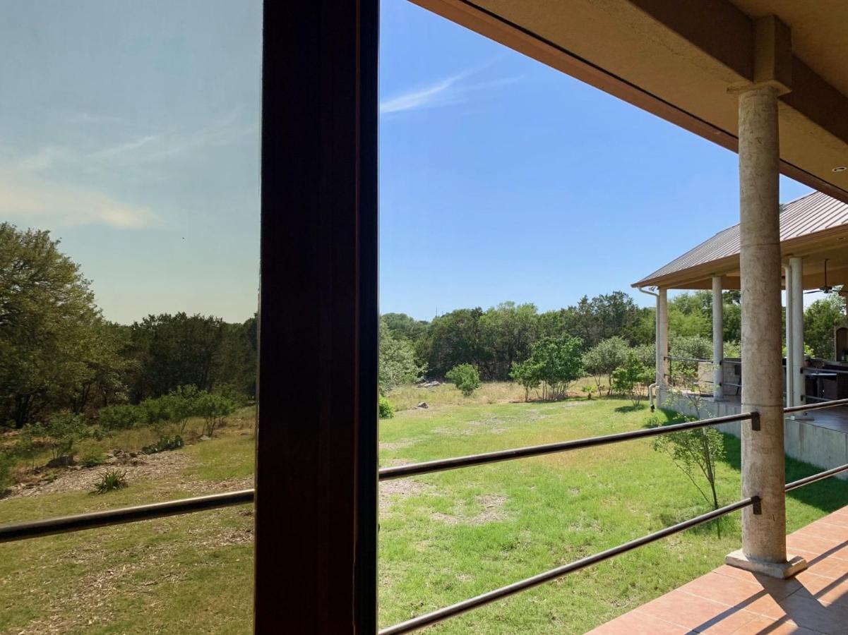 Scenic Hill Country Retreat - Rhino Ranch Villa New Braunfels Kültér fotó