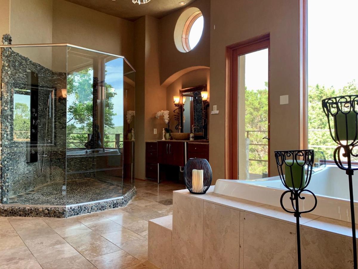 Scenic Hill Country Retreat - Rhino Ranch Villa New Braunfels Kültér fotó