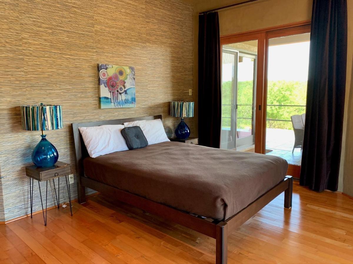 Scenic Hill Country Retreat - Rhino Ranch Villa New Braunfels Kültér fotó