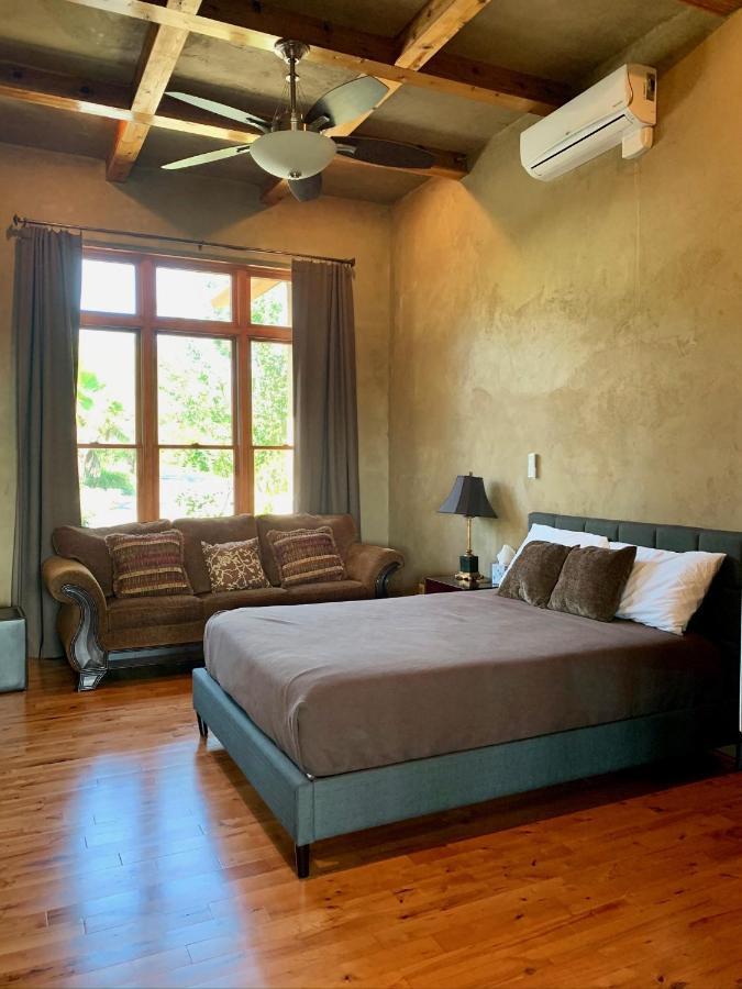 Scenic Hill Country Retreat - Rhino Ranch Villa New Braunfels Kültér fotó
